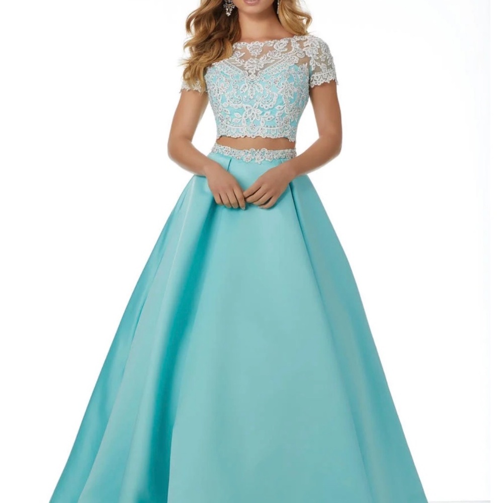 Mori Lee Turquoise 2-Piece Prom Dress Size 6 Lace Beaded Ballgown 💙✨